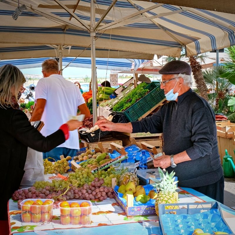 Isola di Ortigia il mercato - Enjoy Siracusa